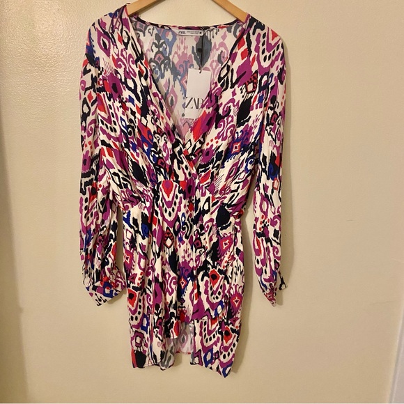 NWT Zara Abstract Print Faux Wrap dress Medium - Picture 4 of 12